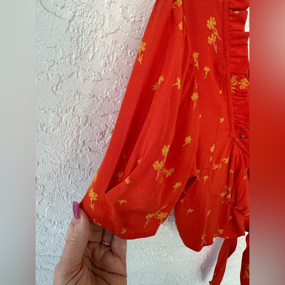 Free People Floral Crop Top Size 2 Boho Red Orange - Picture 3 of 8
